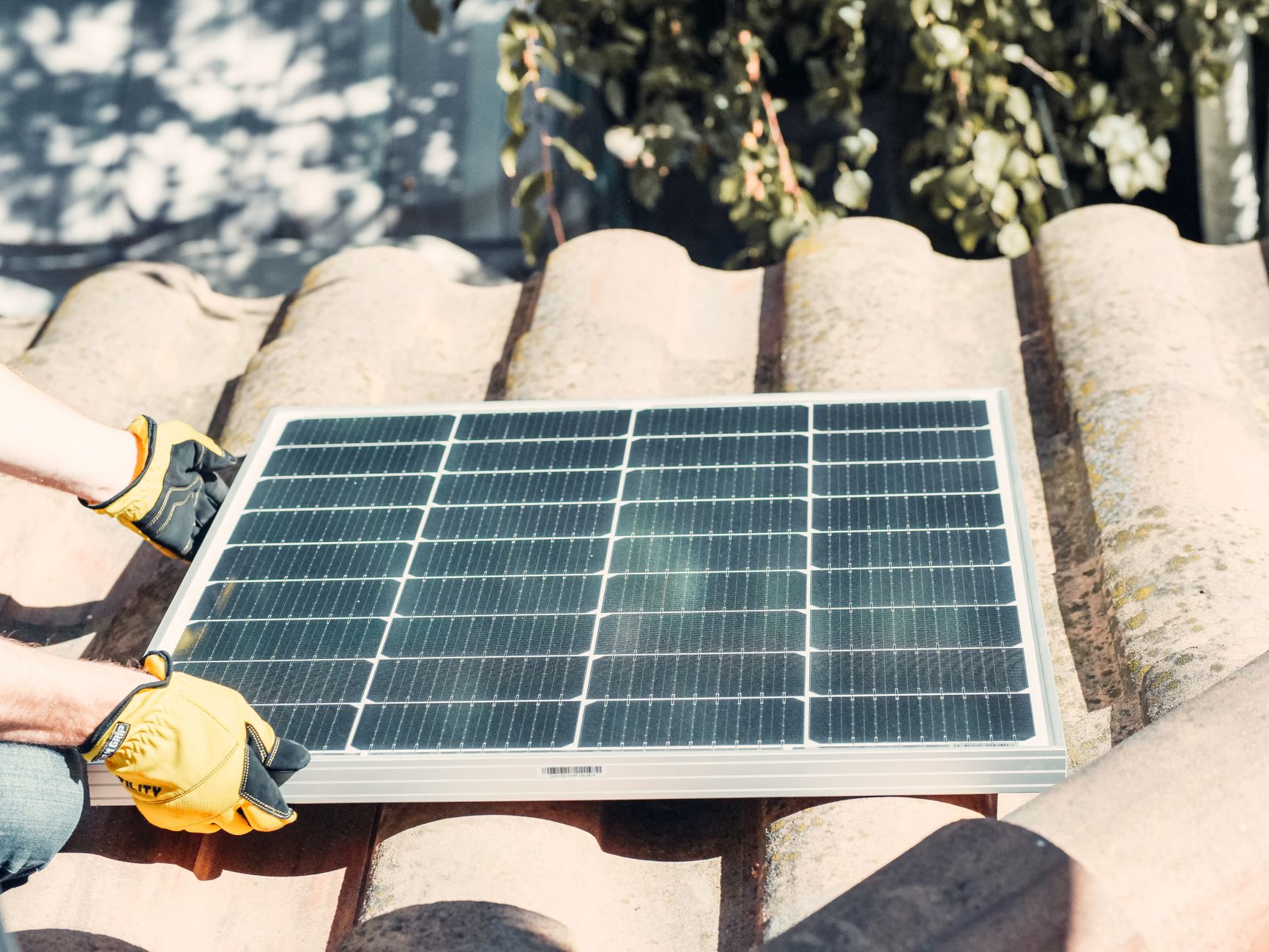 Installateur panneaux solaires équipe à Aulnay-sous-Bois